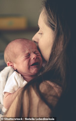 Die Autorin sagte, ihre Methode könne Neugeborene ab einem Alter von acht Wochen dazu ermutigen, die Nacht durchzuschlafen