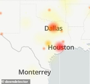 Nutzer des Desktop-Clients von Facebook in den Regionen Dallas und Houston, Texas, schienen laut der Verfolgung von Beschwerden und Berichten durch DownDetector am stärksten betroffen zu sein
