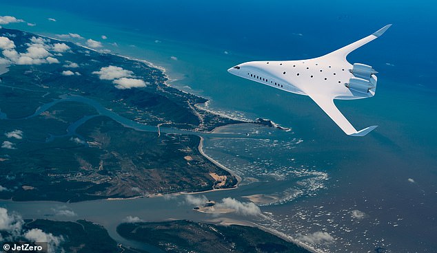 Der Pathfinder kann mehr als 5.700 Meilen fliegen, verglichen mit anderen kommerziellen Flügen, die Entfernungen von etwa 4.000 Meilen erreichen