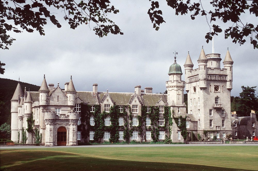 König Charles gewährt der Öffentlichkeit beispiellosen Zugang zu Balmoral Castle