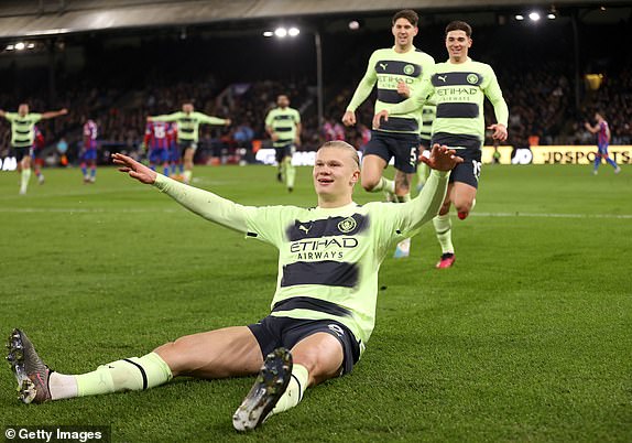 LONDON, ENGLAND - MARCH 11: Erling Haaland of Manchester City celebrates after scoring the team's first goal from the penalty spot during the Premier League match between Crystal Palace and Manchester City at Selhurst Park on March 11, 2023 in London, England. (Photo by Alex Pantling/Getty Images)