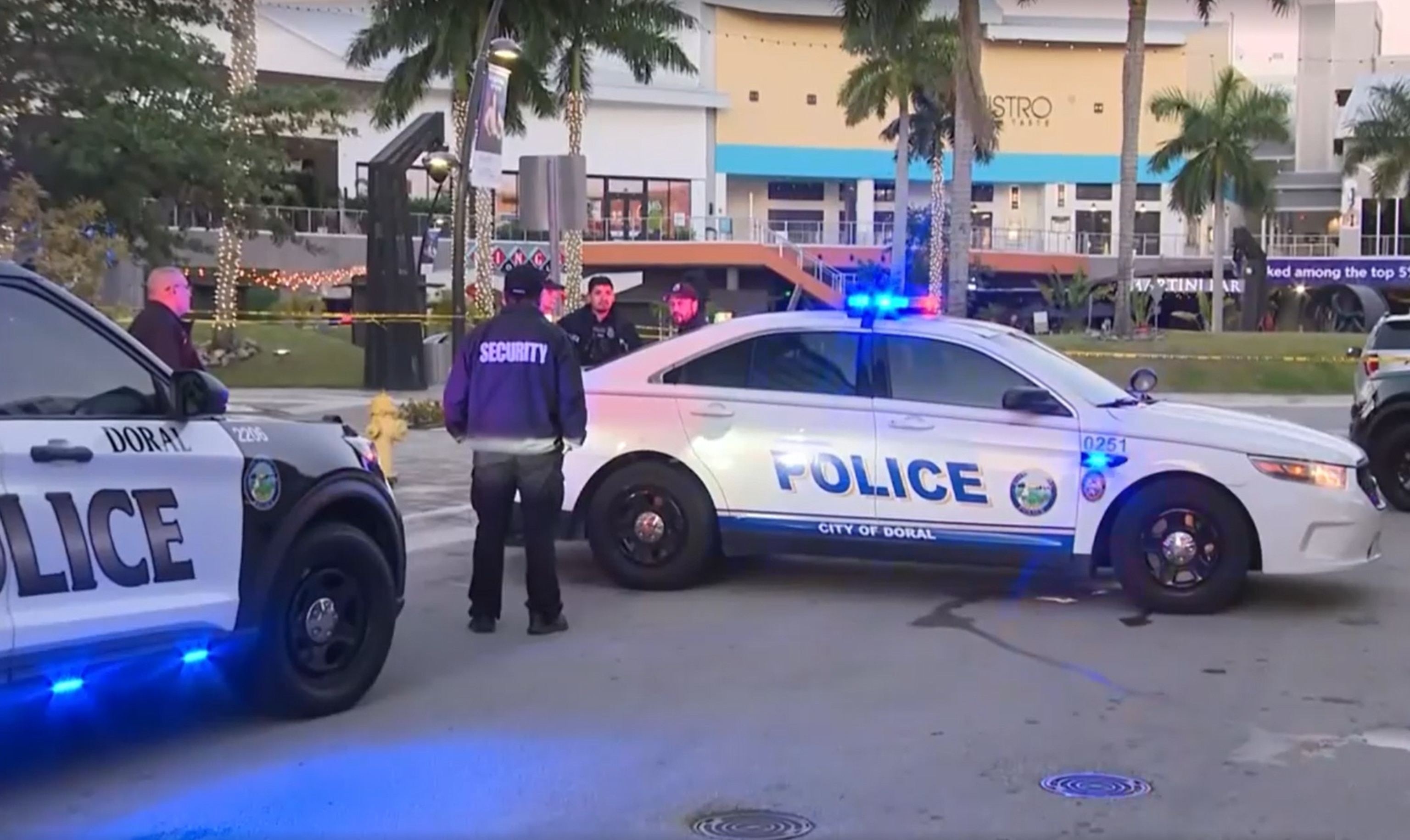 FOTO: In diesem Screenshot aus einem Video werden Polizeibeamte am Ort einer Schießerei in Doral, Florida, am 6. April 2024 gezeigt.