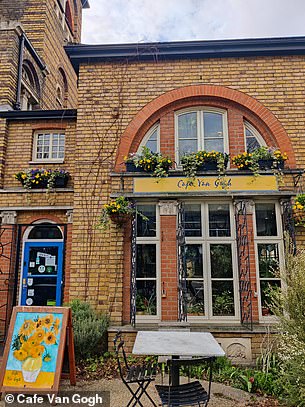 Dieses Café in Brixton im Süden Londons ist der erste rein vegane Eintrag auf der Liste