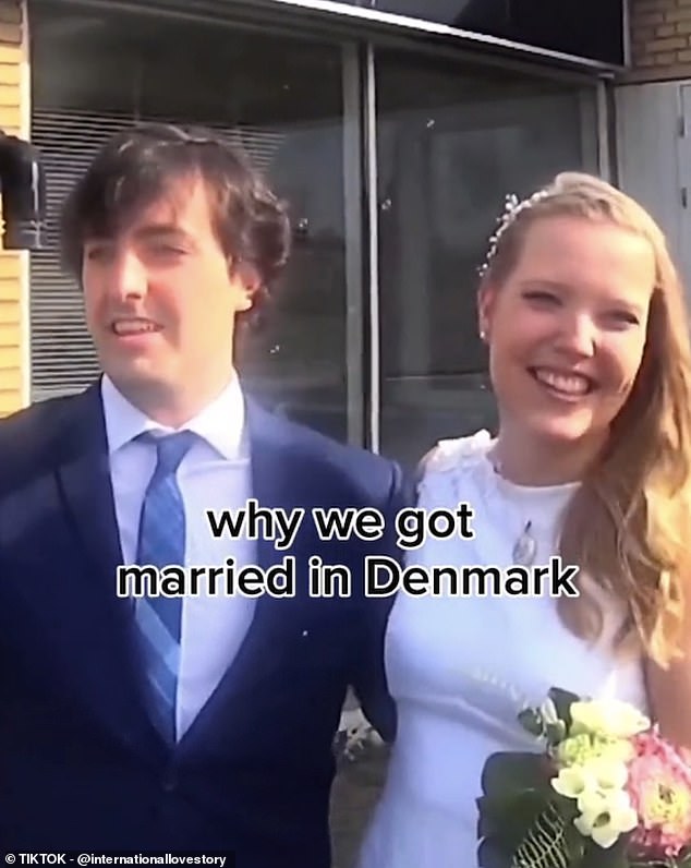 Die TikTok-Erfinderin @internationallovestory (im Bild mit ihrem Ehemann) entschied sich ebenfalls für eine Hochzeit in Dänemark und sagte, dass es für sie als interkulturelles Paar „einfach“ sei.