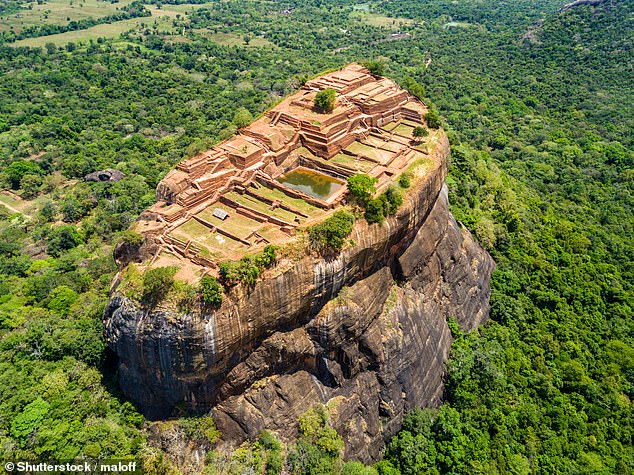 Sigiriya (im Bild) ist der alte Palast eines Playboy-Königs, bekannt als „Löwenfelsenfestung“.