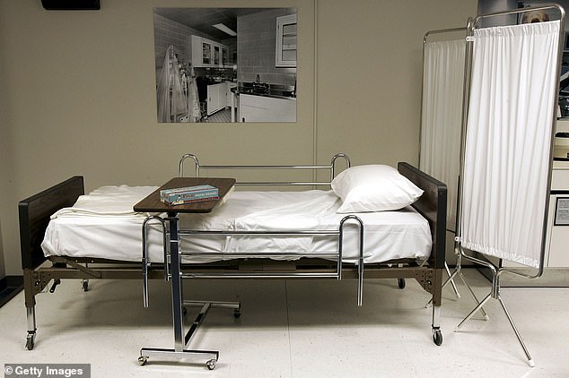 Die Regierung von Präsident Dwight Eisenhower ließ den Bunker des Greek Island Project zur Unterbringung von Regierungsbeamten in Auftrag geben.  Dieses Bett stand in der medizinischen Klinik.