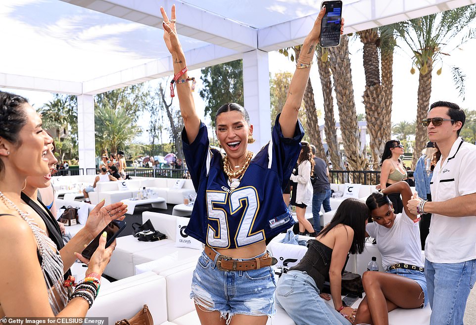 WAGS sizzler Nicole Williams English, wife of the retired NFL star Larry English, demonstrated her devotion to her husband by wearing a crop top take-off on his old Los Angeles Chargers jersey