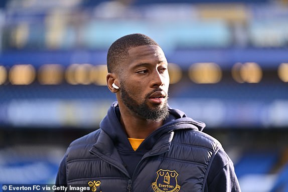 LONDON, ENGLAND - APRIL 15:  Beto of Everton before the Premier League match between Chelsea FC and Everton FC at Stamford Bridge on April 15, 2024 in London, England. (Photo by Tony McArdle/Everton FC via Getty Images)