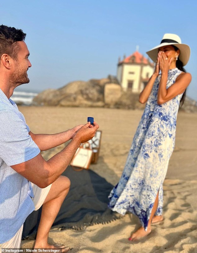 Last year, Nicole announced she is engaged to her boyfriend Thom Evans, after he popped the question during a trip to Portugal