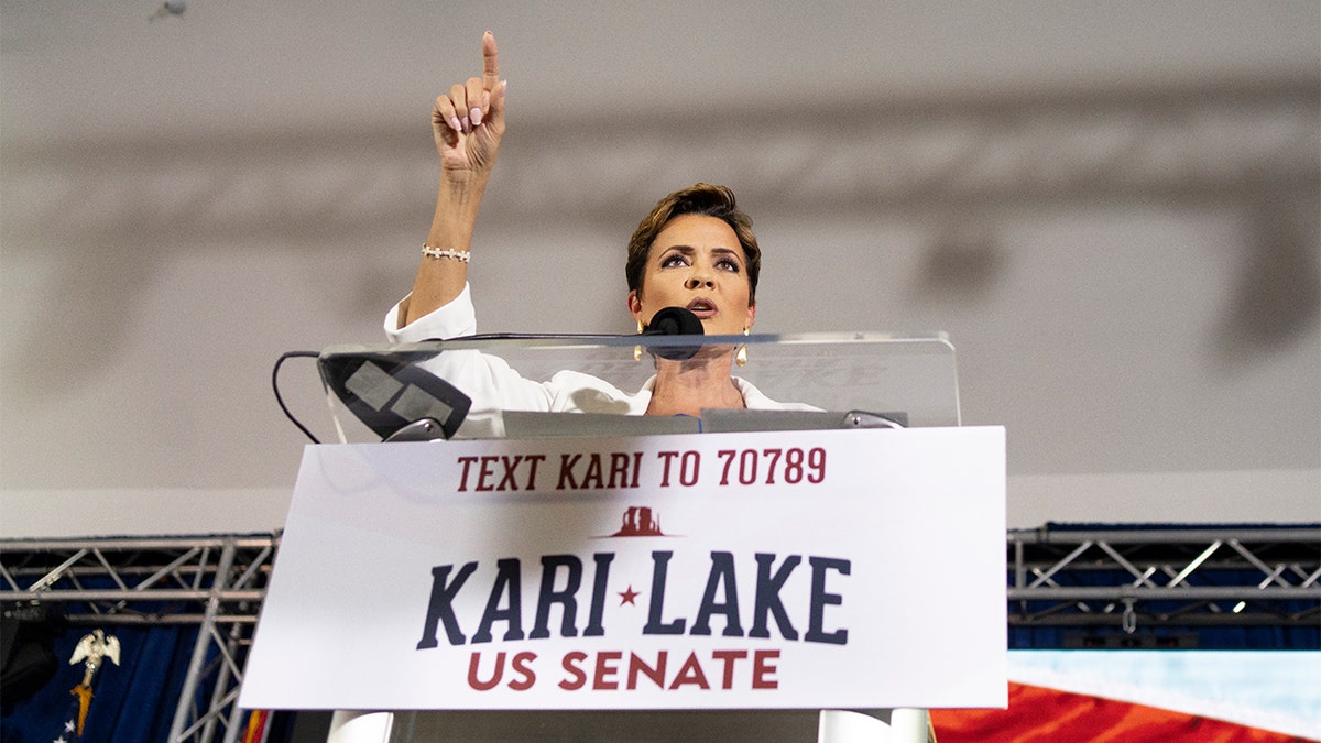 Die republikanische Kandidatin für den Senat von Arizona, Kari Lake