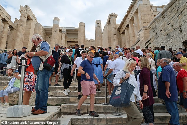 Die historische Stätte in Athen empfängt in der Hochsaison im Sommer normalerweise etwa 22.000 Besucher pro Tag – was unweigerlich zu Überfüllung führt (Archivbild)