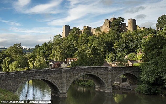 Kate hat ihren Sitz in Ludlow (oben), das der Dichter John Betjeman als die „schönste Stadt Englands“ bezeichnete.