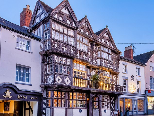 Das Feathers Hotel in Ludlow hat eine „schöne Fachwerkfassade im Tudorstil“, sagt Kate