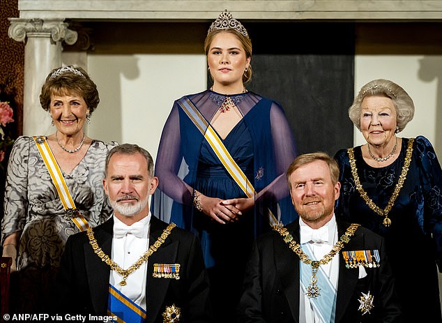 (From top L) Dutch Princess Margriet, Dutch Crown Princess Amalia, Dutch Princess Beatrix (from bottom L) Spanish King Felipe and Dutch King Willem-Alexander during the official photo prior to the state banquet with at the Royal Palace in Amsterdam