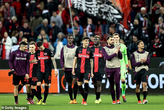 LEVERKUSEN, GERMANY - APRIL 11: The players of Bayer Leverkusen celebrate at full-time following the team's victory in the UEFA Europa League 2023/24 Quarter-Final first leg match between Bayer 04 Leverkusen and West Ham United FC at BayArena on April 11, 2024 in Leverkusen, Germany. (Photo by Christof Koepsel/Getty Images)