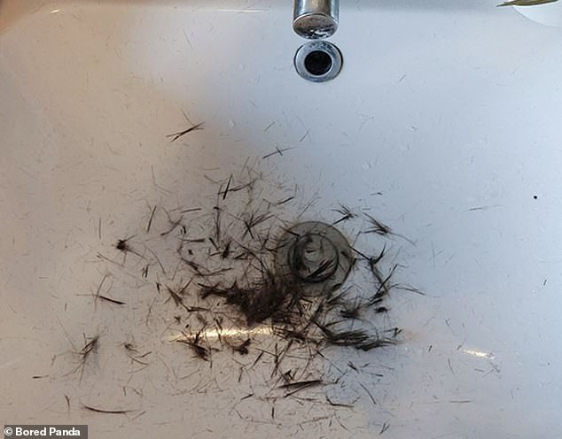 Jemandes Ehemann ließ Haarschnitte im Waschbecken liegen, damit sie sie wegräumen konnte, bevor er sich auf den Weg zur Arbeit machte