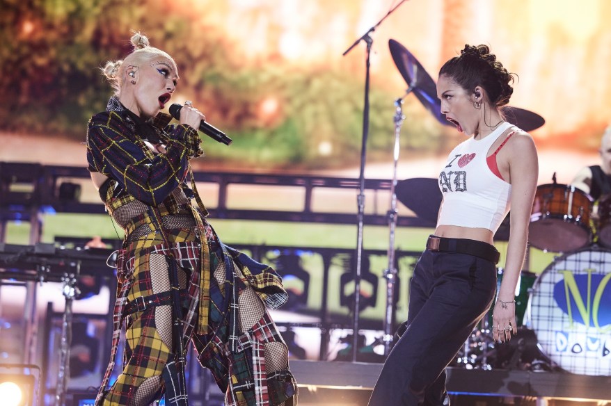Gwen Stefani von No Doubt und Olivia Rodrigo treten auf der Coachella-Bühne während des Coachella Valley Music and Arts Festiva 2024 auf