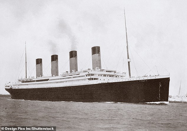 Die Titanic verließ Southampton und nahm Kurs auf New York.  Sein Untergang ist zum Thema globaler Faszination geworden