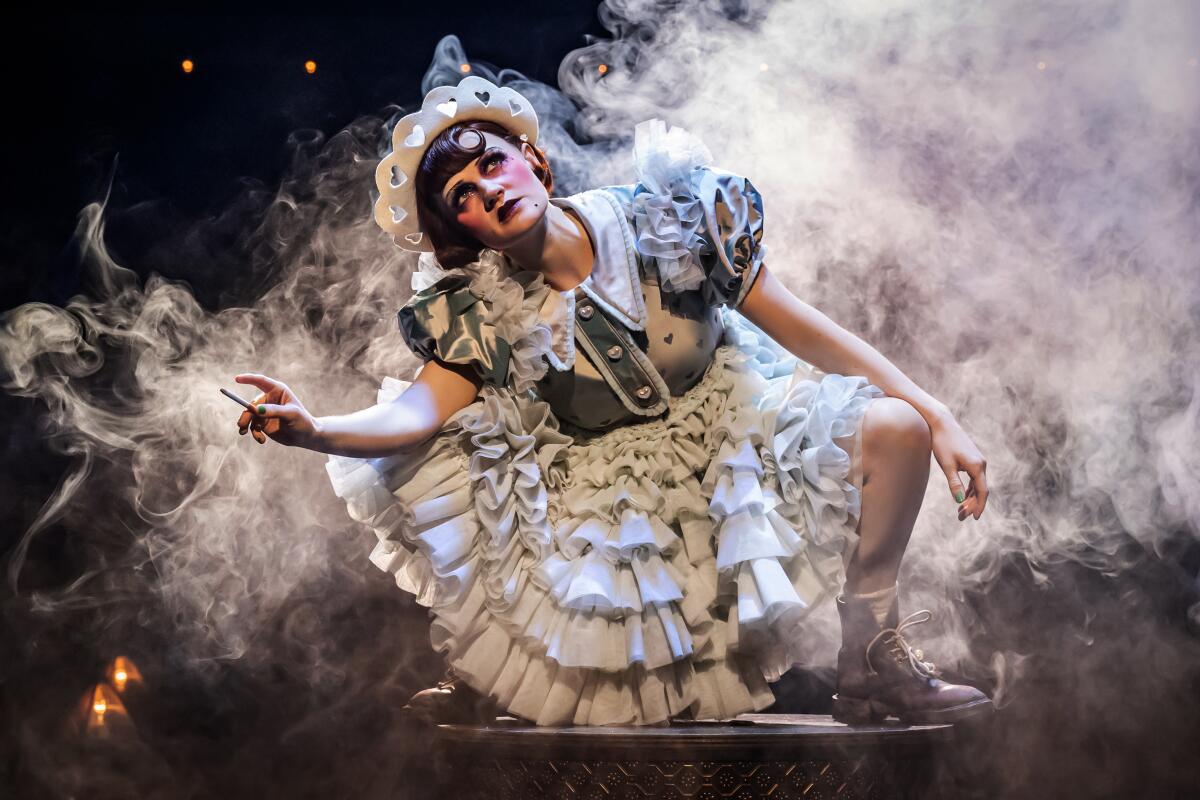Gayle Rankin als Sally Bowles in der Broadway-Wiederaufnahme von 2024 "Kabarett."
