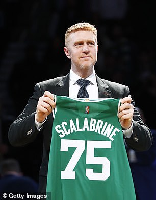Der pensionierte Stürmer der Celtics, Brian Scalabrine, schlug vor, dass Heat-Trainer Erik Spoelstra eine Rolle bei dem harten Foul an Jayson Tatum spielte