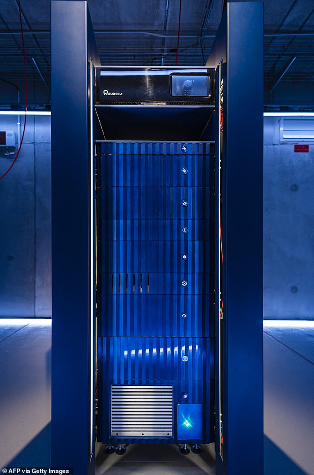Quantencomputer (wie die hier abgebildete MosaIQ-Maschine) werden ein wichtiger Teil des Puzzles sein