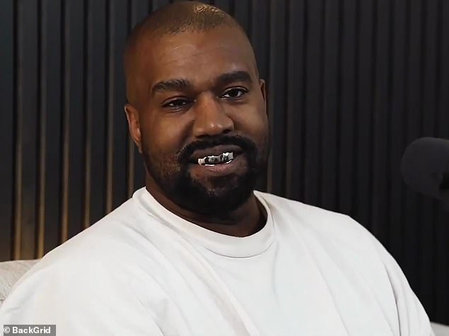 Diese Woche wurde bekannt, dass Kanye hofft, für seinen neuesten Schockfilm ein Yeezy-Porno-Studio zu eröffnen – fünf Jahre nachdem er erklärt hatte, er sei „süchtig“ nach anzüglichem Material