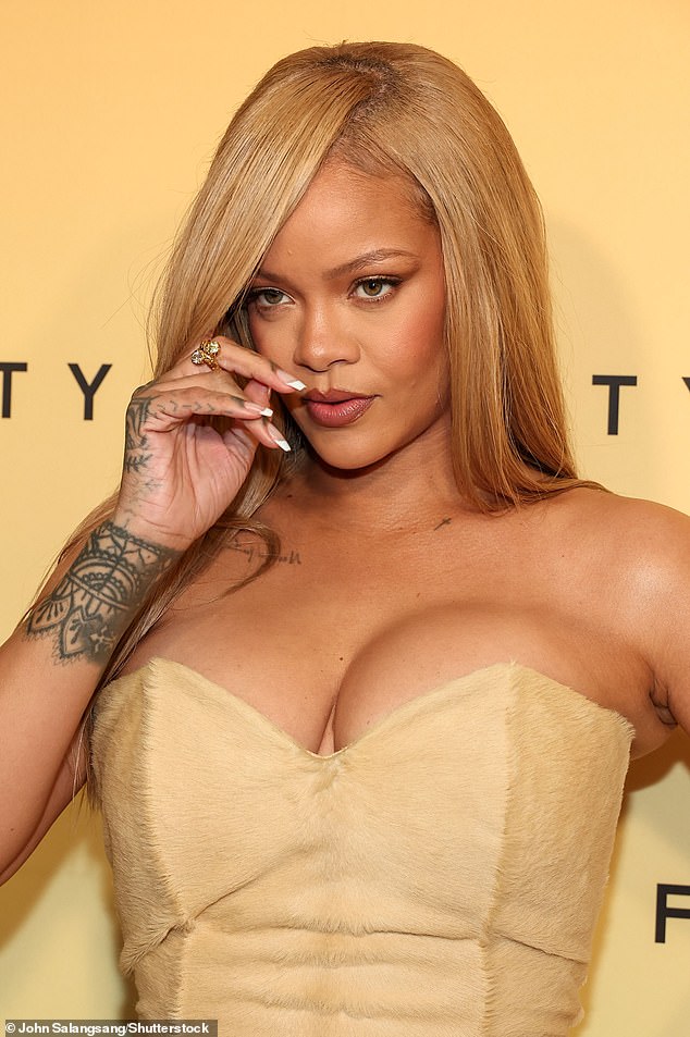 Rihanna hat außerdem angekündigt, dass Fenty Beauty nun auch in China erhältlich sein wird, dem nach den USA größten Beauty-Konsumenten der Welt