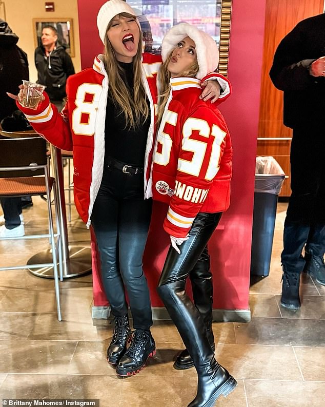 Die Mädels besuchten in der vergangenen NFL-Saison mehrere Spiele der Chiefs, um ihre jeweiligen Freunde anzufeuern