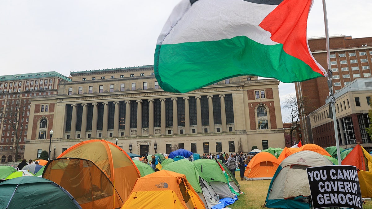 Palästina-Flagge im Columbia-Lager