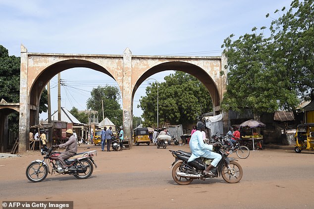 Alle Fälle wurden in der Stadt Sokoto (im Bild) im Nordwesten des Landes, nahe der Grenze zu Niger, registriert.  Besorgte Gesundheitschefs wurden nun in die Gegend entsandt, um die Art der Krankheit zu untersuchen