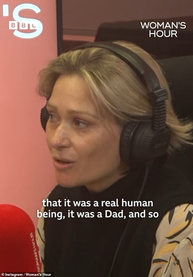 In der Sendung „Woman's Hour“ erklärte die 44-jährige walisische Schauspielerin, dass sie schon in jungen Jahren „einen Einblick in die Welt der Polizeiarbeit“ bekommen habe