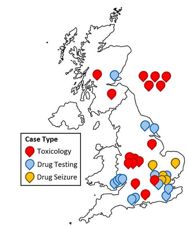 Diese Karte zeigt die Orte, an denen Xylazin im Vereinigten Königreich in einer Kombination aus toxikologischen Berichten bei Menschen sowie Proben von Drogen nachgewiesen wurde, die von den Behörden getestet oder beschlagnahmt wurden.  Die Standorte entsprechen in etwa dem angegebenen Landkreis oder der angegebenen Stadt.  Fünf toxikologische Fälle, bei denen der Standort vollständig geschwärzt wurde, werden rechts von der Karte platziert, und zwei Fälle, bei denen nur Schottland als Standort aufgeführt ist, werden zufällig im Land platziert