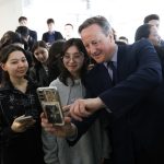 Cameron fordert auf Zentralasien-Tour stärkere Beziehungen zu Kasachstan