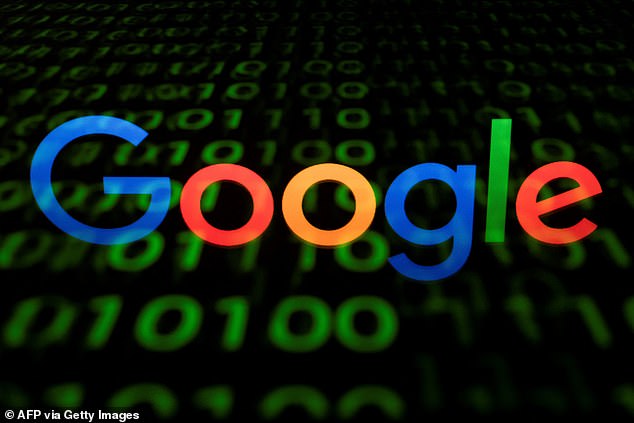 Google kündigte zwei neue Initiativen an: Bei der einen handelt es sich um einen selbstbestimmten Kurs zu KI-Kenntnissen, bei der anderen um ein Zuschussprogramm für die Ausbildung von KI-Berufskompetenzen.