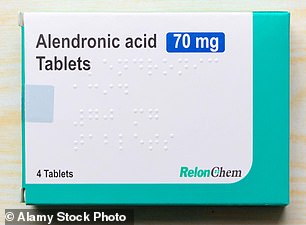 Alendronsäure hat einige häufige Nebenwirkungen, darunter Verstopfung, Schwindel und Kopfschmerzen