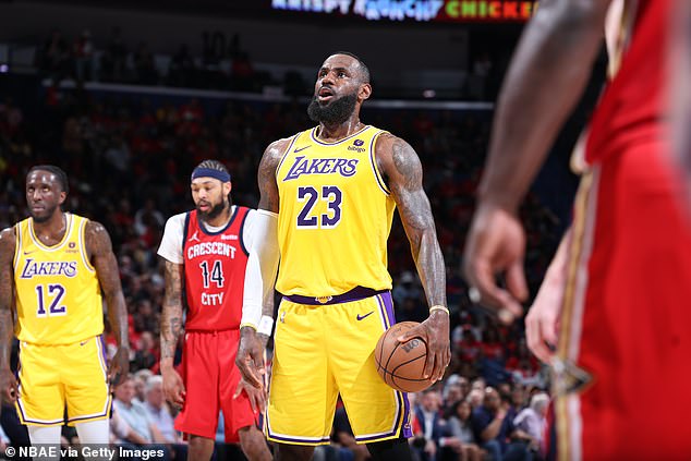 LeBron James führte die Lakers am Dienstagabend mit 23 Punkten, neun Rebounds und neun Assists an