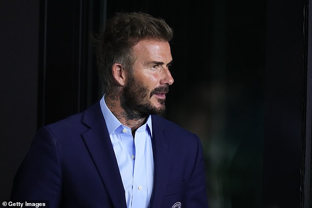 David Beckham verklagt Mark Wahlberg und seine Geschäftspartner wegen eines angeblichen Verlusts von Aktien des Fitnessunternehmens F45 in Höhe von 8,5 Millionen Pfund
