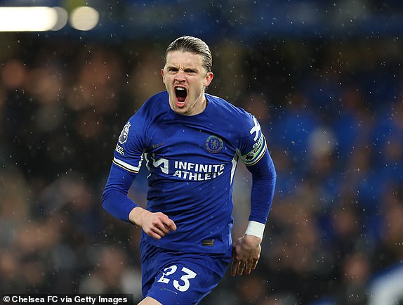 LONDON, ENGLAND - APRIL 04: Conor Gallagher of Chelsea celebrates scoring his team's first goal during the Premier League match between Chelsea FC and Manchester United at Stamford Bridge on April 04, 2024 in London, England. (Photo by Chris Lee - Chelsea FC/Chelsea FC via Getty Images)