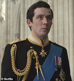 Josh als Charles in The Crown