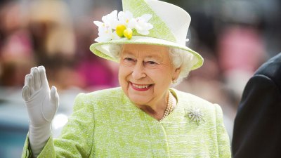 Die bewegendsten Hommagen der königlichen Familie an Königin Elisabeth II. seit ihrem Tod, Fotoerinnerungen, Baumpflanzungen und mehr 296