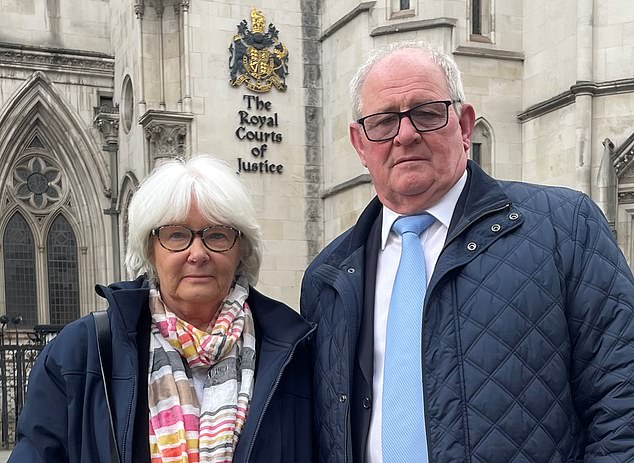 Gerichtsstreit: Gareth und Marilyn Hamblin verloren ihre 300.000 Pfund Ersparnisse an einen herzlosen Betrüger und waren gezwungen, gegen seine Bank vor Gericht zu gehen, um einen Teil ihres Geldes zurückzubekommen