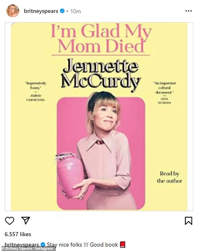 Die Grammy-Gewinnerin setzte mit ihrer neuesten Buchempfehlung ein deutliches Statement und postete das Cover von „I'm Glad My Mom Died“ von Jennette McCurdy