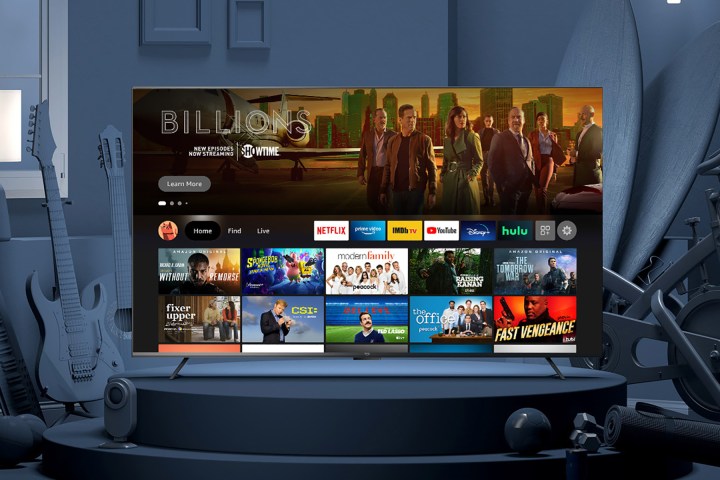 Die Amazon Fire TV Omni-Serie mit der Fire TV-Plattform auf dem Bildschirm.