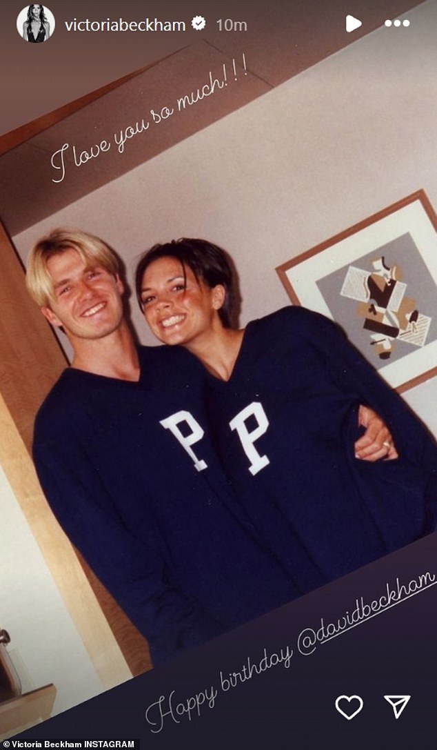 Das Spice Girl teilte auch ein Rückblickfoto des Paares in ihren Zwanzigern, als sie schwärmte: „Ich liebe dich so sehr!!!“  Alles Gute zum Geburtstag @davidbeckham'