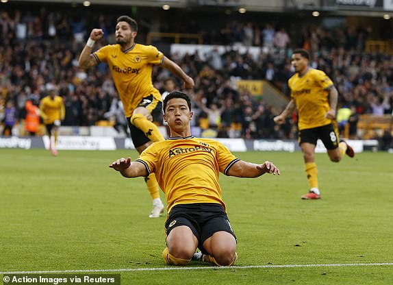Soccer Football - Premier League - Wolverhampton Wanderers v Manchester City - Molineux Stadium, Wolverhampton, Britain - September 30, 2023 Wolverhampton Wanderers' Hwang Hee-chan celebrates scoring their second goal Action Images via Reuters/Ed Sykes NO USE WITH UNAUTHORIZED AUDIO, VIDEO, DATA, FIXTURE LISTS, CLUB/LEAGUE LOGOS OR 'LIVE' SERVICES. ONLINE IN-MATCH USE LIMITED TO 45 IMAGES, NO VIDEO EMULATION. NO USE IN BETTING, GAMES OR SINGLE CLUB/LEAGUE/PLAYER PUBLICATIONS.