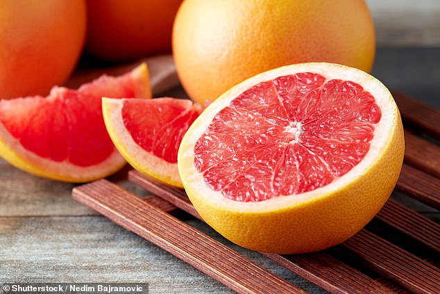 Ein Glas Grapefruitsaft kann Schmerzen und sogar Schwindel verursachen, wenn Sie das cholesterinsenkende Medikament Statine einnehmen