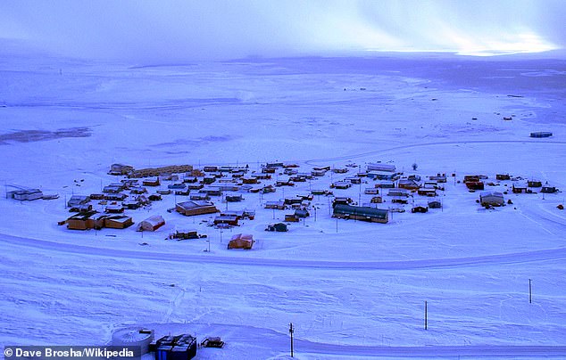 In Resolute leben rund 200 Vollzeitbewohner, die meisten davon sind Inuit