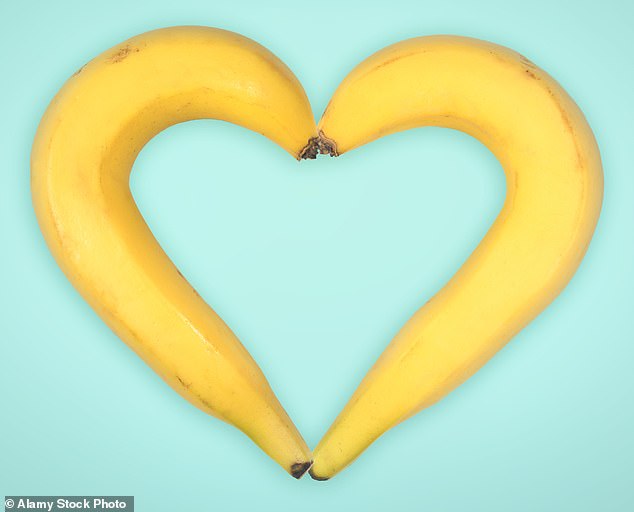 Eine einfache Möglichkeit, die Vorteile von Kalium zu genießen, besteht darin, mehr Bananen zu essen.  Kalium kann dabei helfen, Natrium aus dem Blut zu entfernen und Ihre Blutgefäße zu entspannen