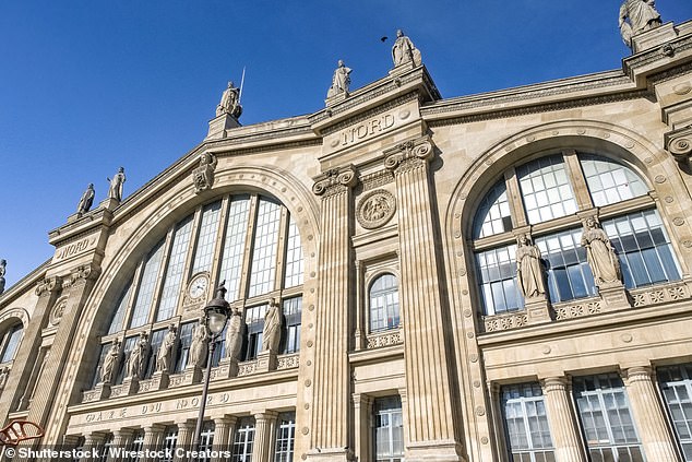 Das 25hours Hotel Terminus Nord liegt „fast in Reichweite“ des Gare Du Nord (oben)