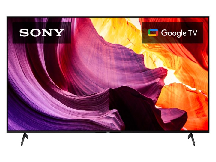 Der Sony X80K LED 4K Smart TV vor weißem Hintergrund.